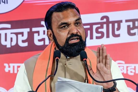  सुशासन की व्यवस्था को पूर्ण रूप से स्थापित करेगी भाजपा,नीतीश कुमार के मार्गदर्शन में होगा काम