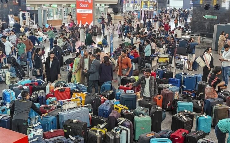  आज भी इंडिगो का उड़ान संकट लगातार जारी,हजारों यात्री दिखे परेशान