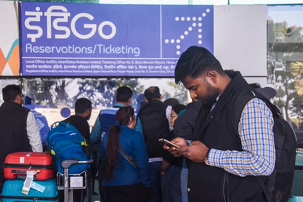  इंडिगो मैनेजमेंट की मंशा पर उठा गंभीर सवाल,आगे भी जारी रहेगा फ्लाइट संकट!