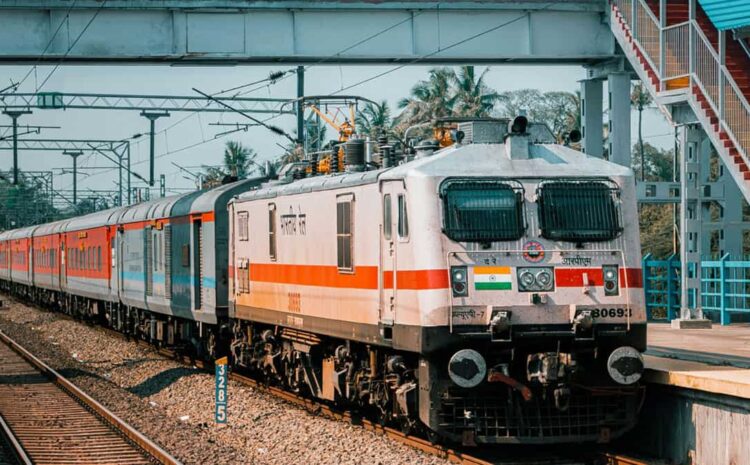  16 दिसंबर तक पटना और दरभंगा से दिल्ली के लिए चलेंगी स्पेशल ट्रेनें,फ्लाइट कैंसिल होने के कारण रेलवे का बड़ा कदम