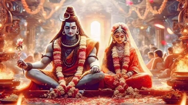 धूमधाम से मनाया जा रहा है आज महाशिवरात्रि,इस मंत्र के साथ करें पूजा,पूरी होगी हर मनोकामना 1 1000681834 1