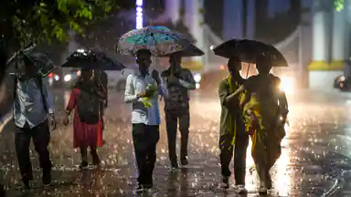 जानें होली के दिन कैसा रहेगा मौसम?होगी बारिश या छाया रहेगा बदरा! 1 1000427727