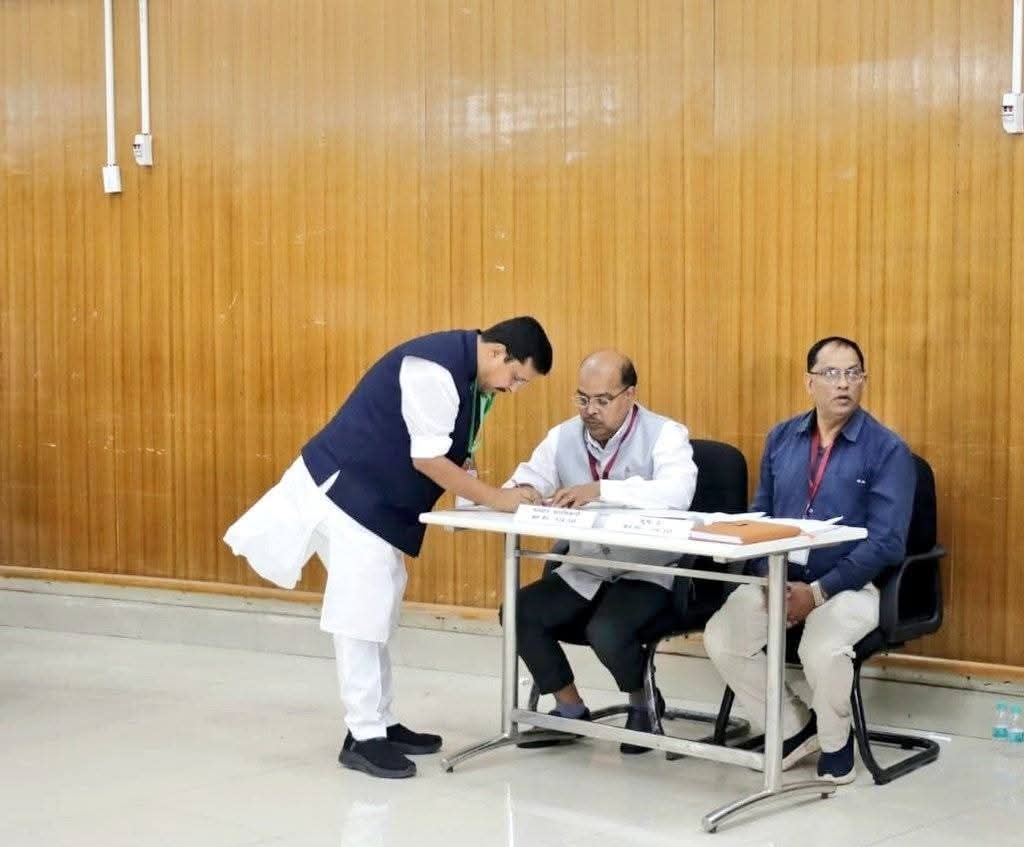 जानिए NDA के सभी पांचों उम्मीदवारों की कैसे हुई जीत,तेजस्वी को किसने दिया धोखा? 1 1000699766