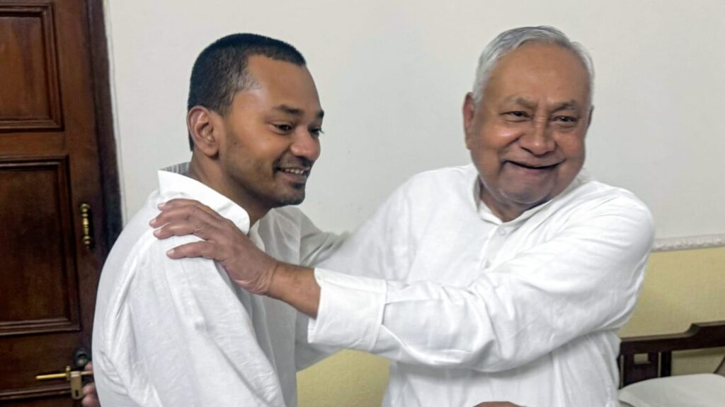 निशांत कुमार नहीं बनेंगे डिप्टी CM,नीतीश कुमार के करीबी इस यादव नेता को मिल सकता है मौका 1 1000042336