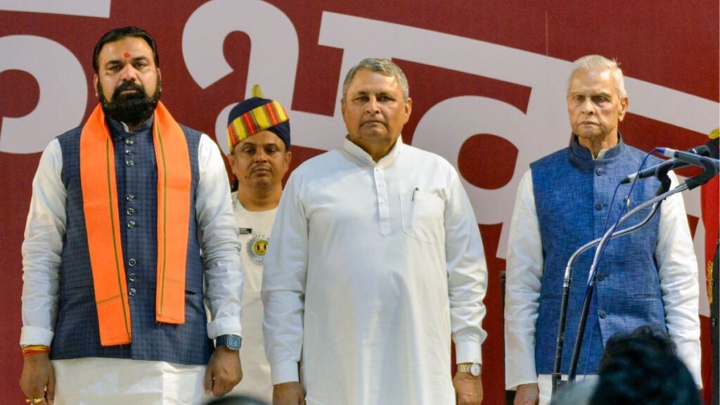 विजेंद्र यादव जिन्होंने नीतीश कुमार का दिया साथ,जात की नहीं बल्कि जमात की राजनीति करते हुए बढ़े है आगे 1 1000043142