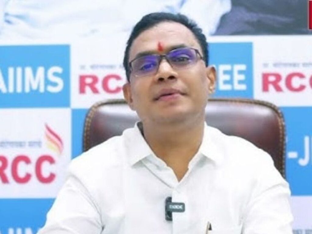 NEET मामले में CBI को मिली बड़ी सफलता,शिंकजे में आया लातूर आरसीसी कोचिंग डायरेक्टर 1 1000049855