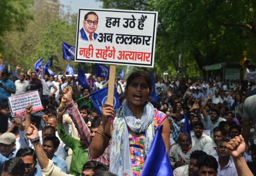 भारत की सबसे पुरानी सामाजिक बीमारी ऊंच-नीच,जाति ने देश को कितना बांटा? 1 1000050792