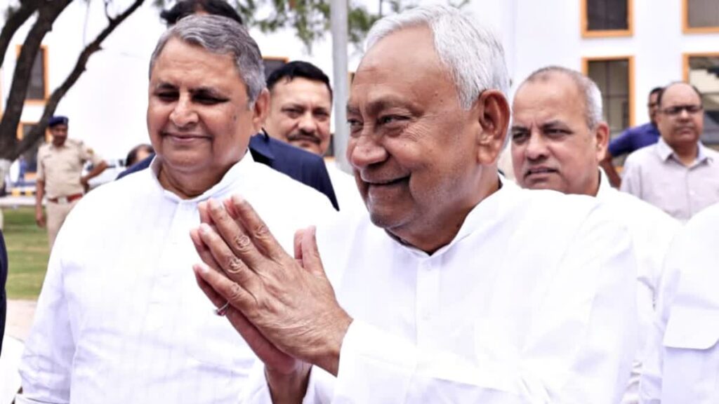 सम्राट चौधरी से नहीं चल पा रहा है बिहार?नीतीश कुमार भी कर रहे है बड़ी मंथन! 1 1000051744