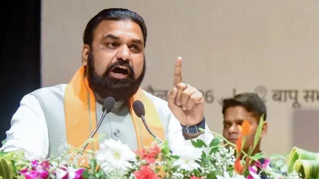 जान लीजिए रिशु श्री टेंडर के नाम पर कैसे करता था खेल?कई नेताओं का नाम भी आएगा सामने! 1 1000756571