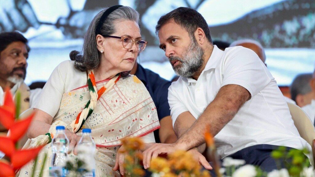 इंडिया गठबंधन में राहुल ने खेल दी प्रेशर पॉलिटिक्स,बोले-मैं भगवान शिव की तरह विष पी रहा हूं 1 1000054974