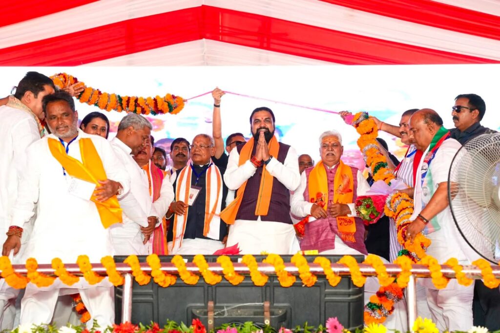 स्कूलों में रात आठ बजे तक होगी पढ़ाई,बंद होंगे सभी कोचिंग-सीएम सम्राट का बड़ा ऐलान 1 1000055383