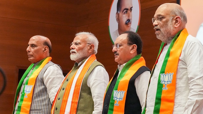 बीजेपी की आंधी रहेगी बरकरार,जान लीजिए कैसे बन गई नंबर 1? 1 1000056377
