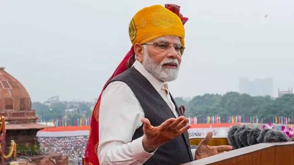 15 अगस्त को लाल किले से होगा वंदे मातरम् का गायन,पीएम मोदी का युवाओं पर रहेगा फोकस 1 1000809212