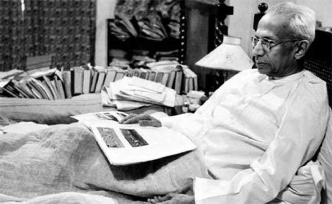 5 सितंबर को हीं क्यों मनाया जाता है टीचर्स डे,कौन थे डॉ. राधाकृष्णन? 1 1000838814