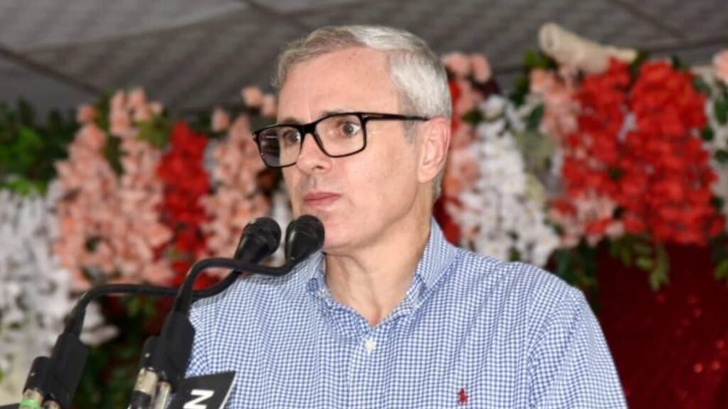उमर सरकार को कांग्रेस का झटका?कैबिनेट में शामिल होने से इनकार 1 1000888838
